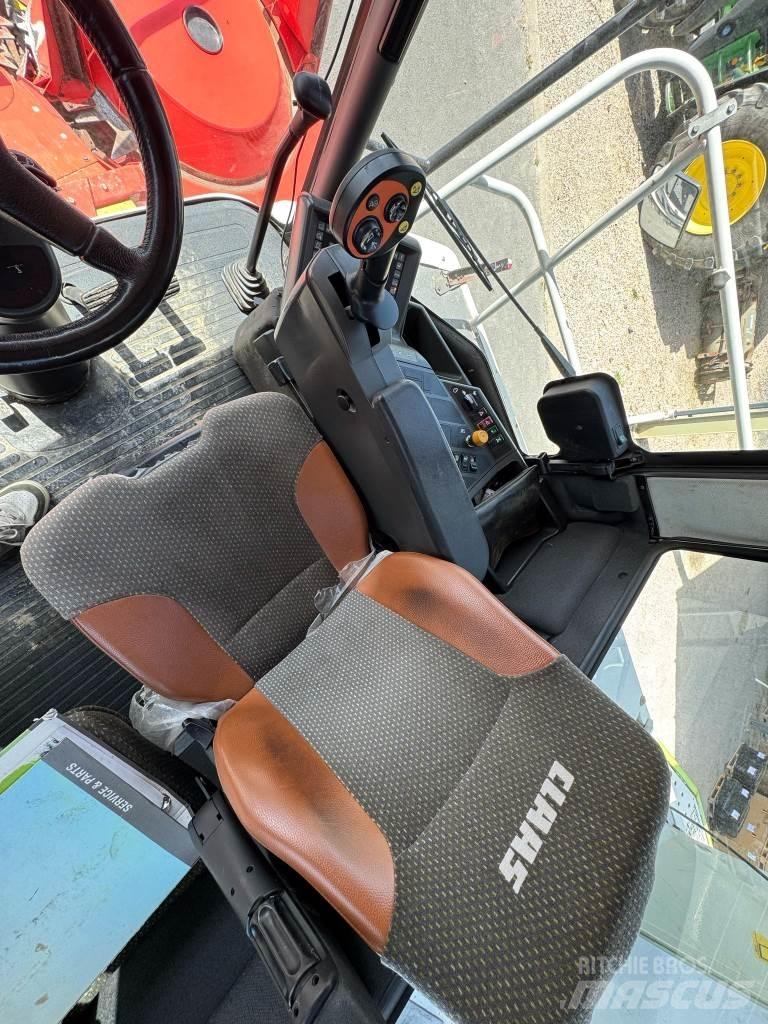 CLAAS JAGUAR 830 フォレージハーベスター