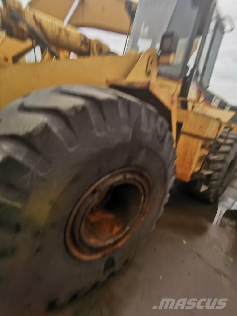 CAT 966F ホイールローダー・タイヤショベル