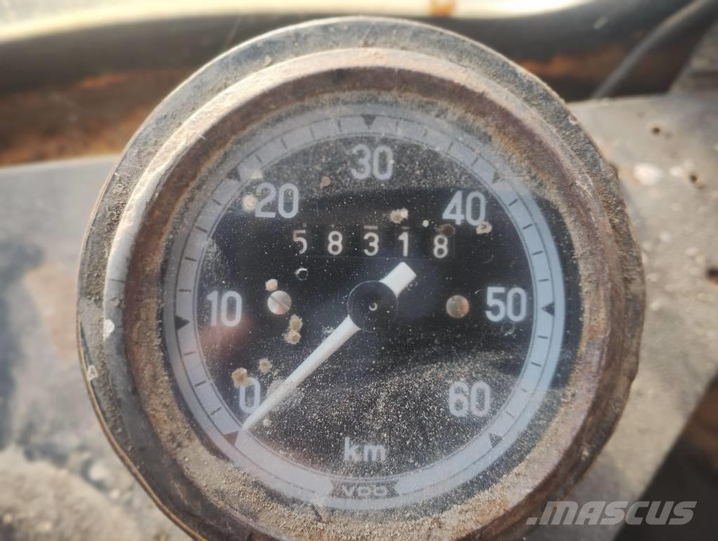 Volvo 4400 ホイールローダー・タイヤショベル