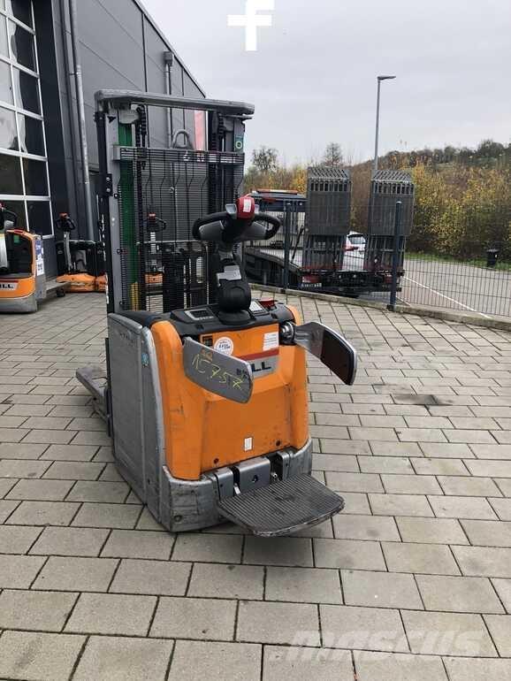 Still EXV-SF 16 自走式スタッカー