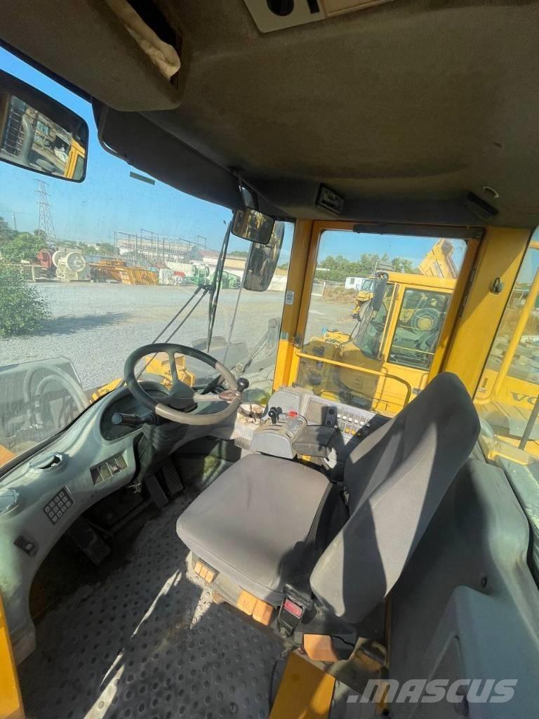 Volvo L 180 E ホイールローダー・タイヤショベル