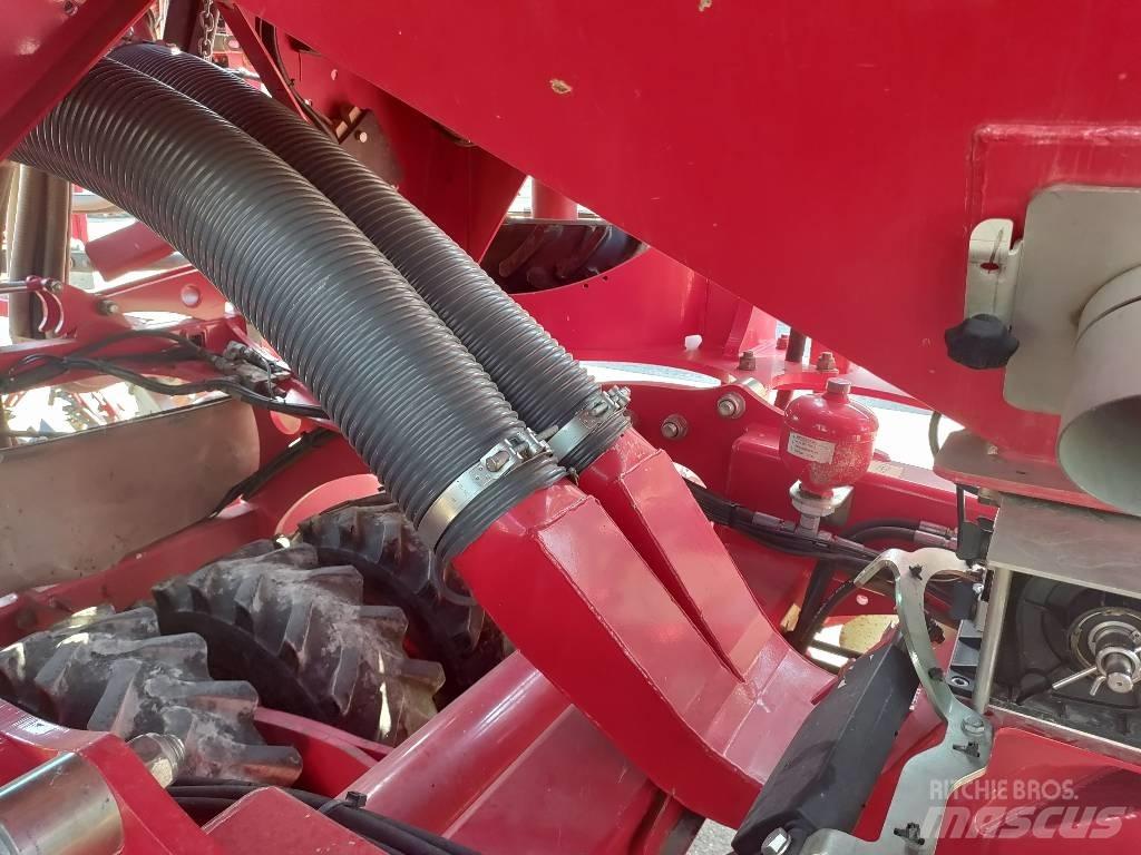 Horsch Pronto 8 DC ドリル