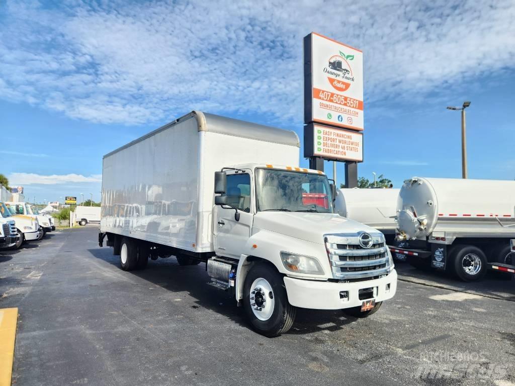 Hino 268 A ボックスボディー、ウイング、箱車