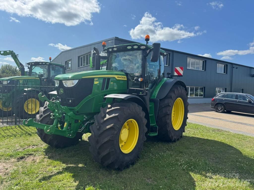 John Deere 6R 195 トラクター