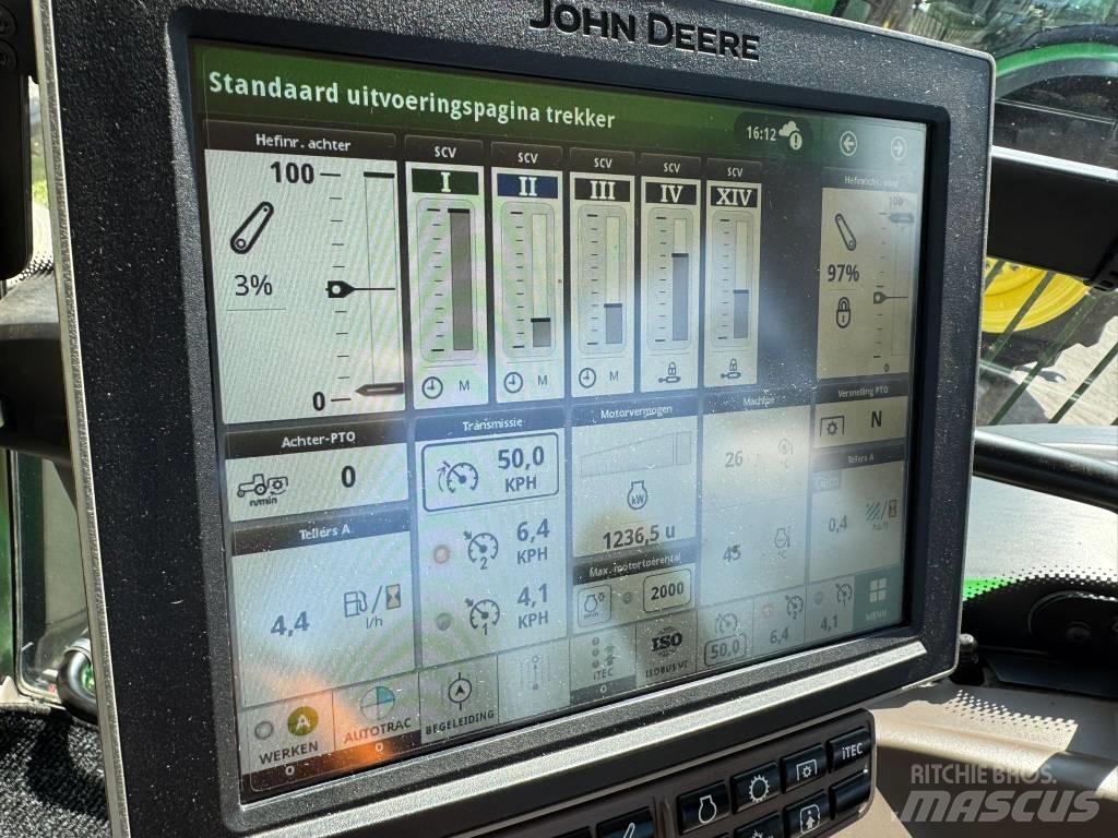 John Deere 6R 195 トラクター