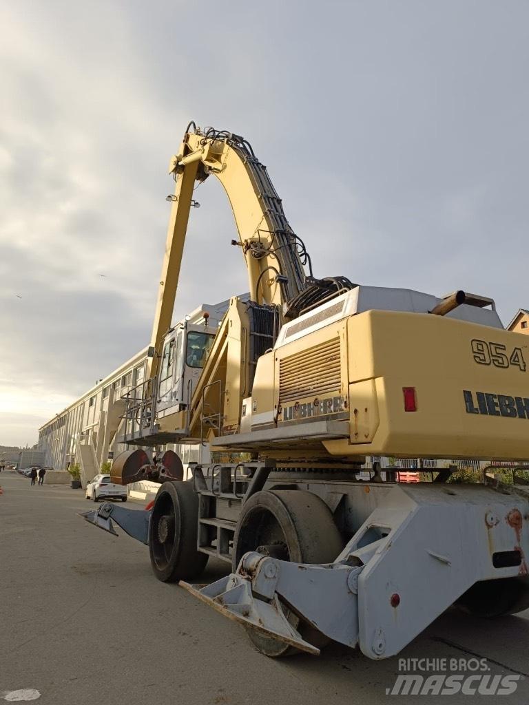 Liebherr A 954 B HD 廃棄物／工業産廃処理機