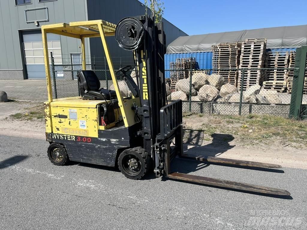 Hyster e3.00xl バッテリーフォークリフト
