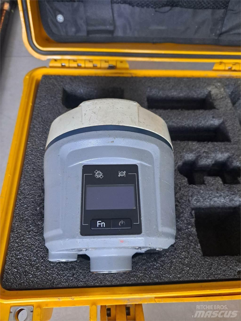  CHC i80 GNSS 器械、測量、自動化装置