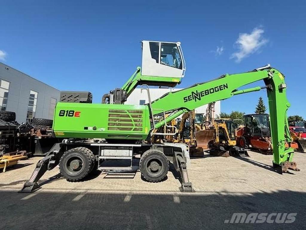 Sennebogen 818 E 廃棄物／工業産廃処理機
