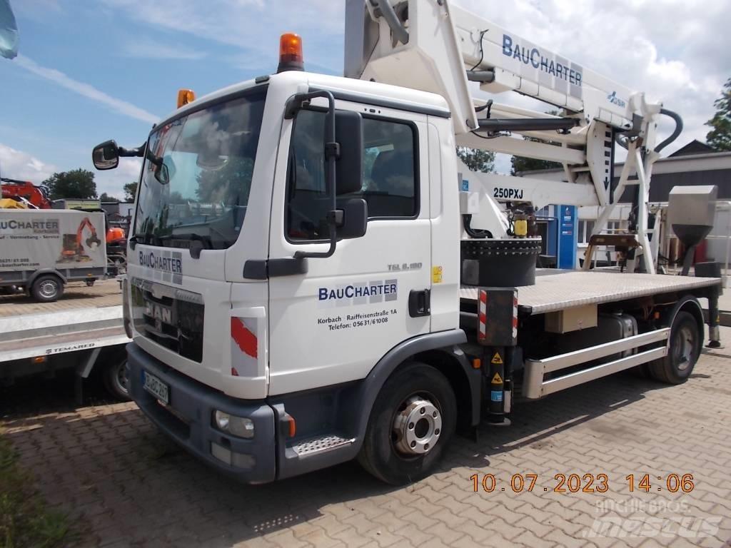 Rothlehner E 250 PXJ トラック高所作業車