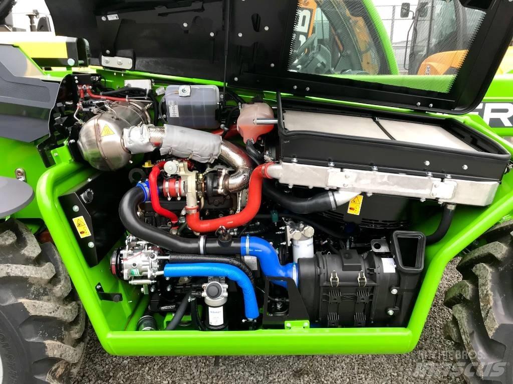 Merlo TF42.7 - 136 テレスコーピックハンドラー