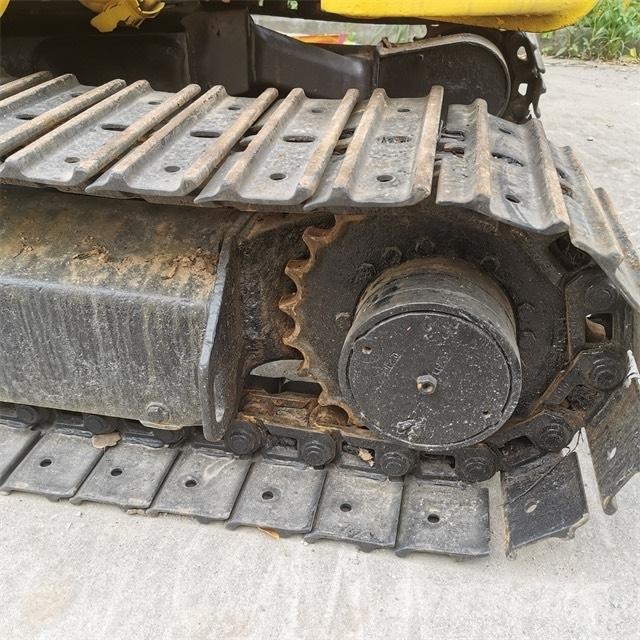 Komatsu PC 35 M-2 ミニ油圧ショベル 7t以下（ミニユンボ・ミニディガー）