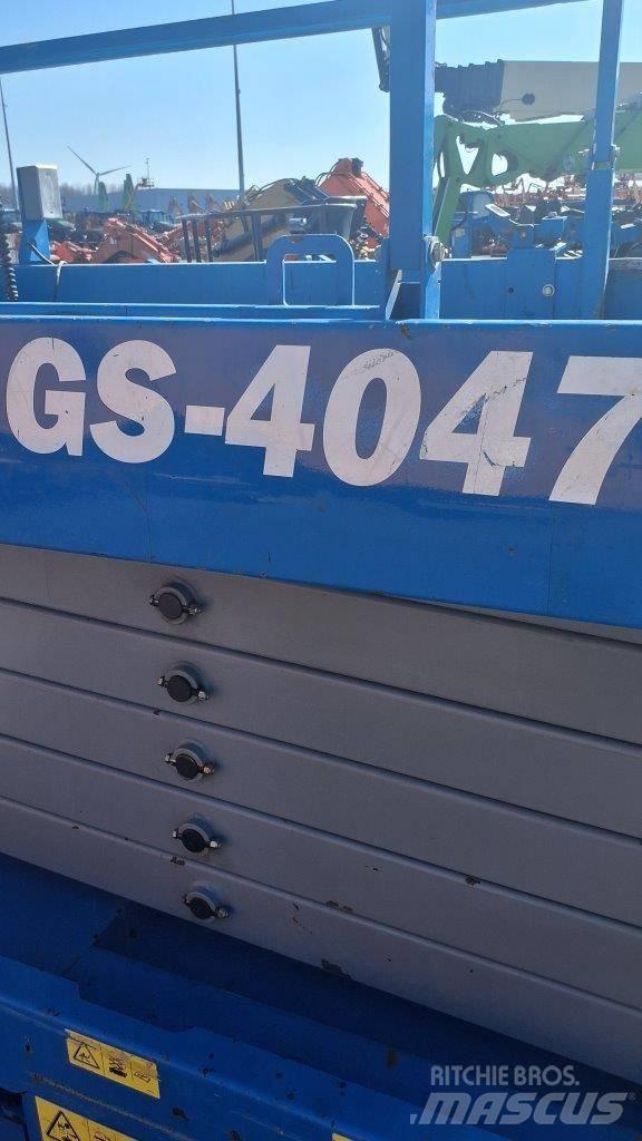 GENIE GS4047 シザースリフト