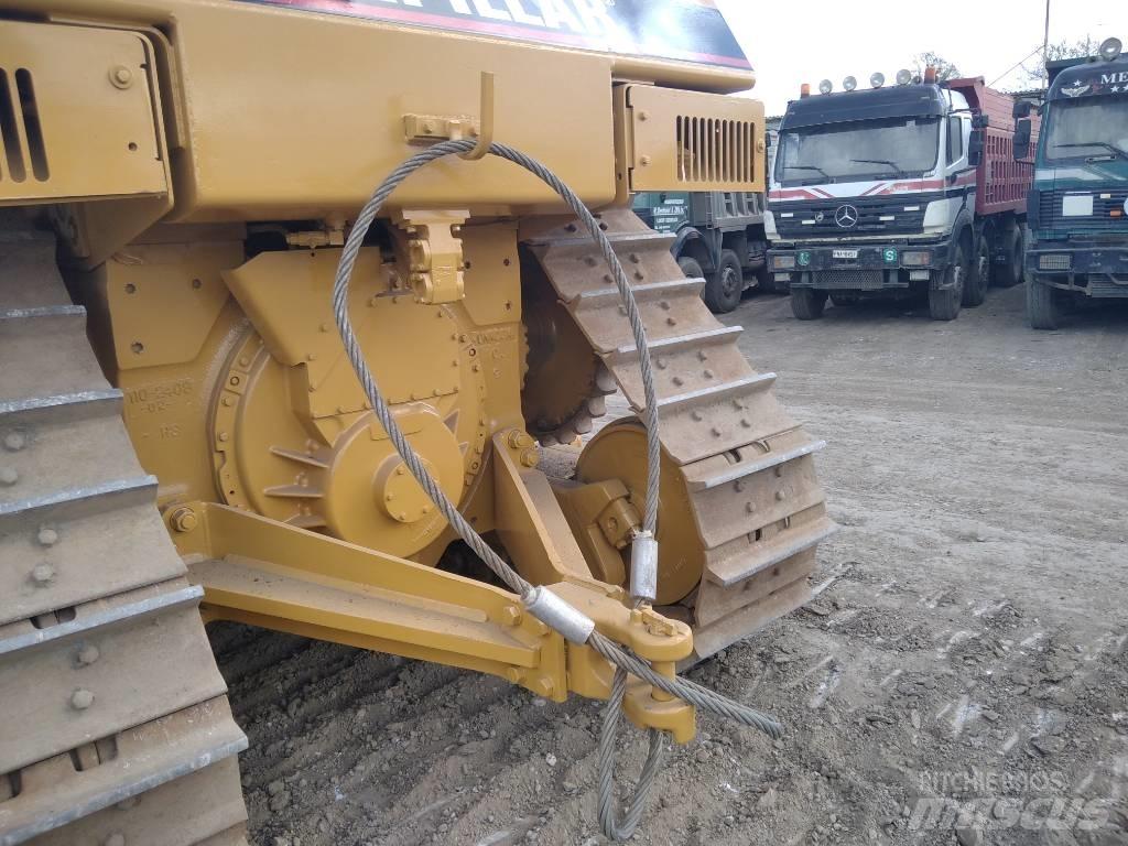CAT D 7 R ブルドーザー