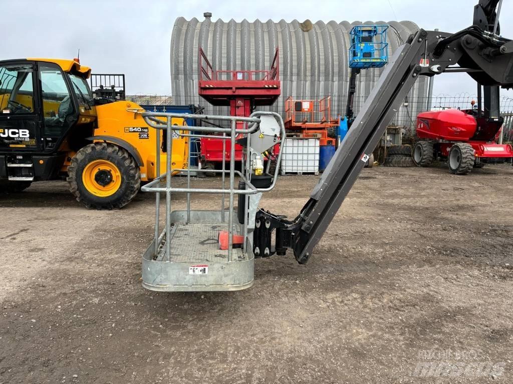 Manitou 220 TJ ブームリフト　直伸型