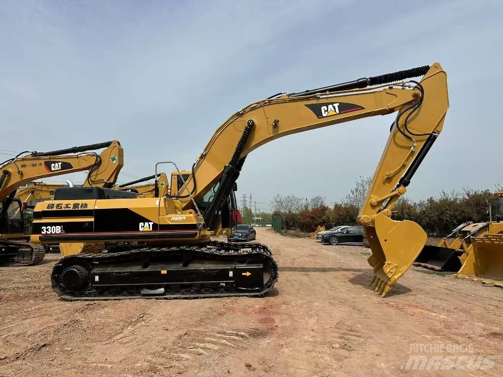 CAT 330 B 大型油圧ショベル12t以上（パワーショベル・ユンボ）