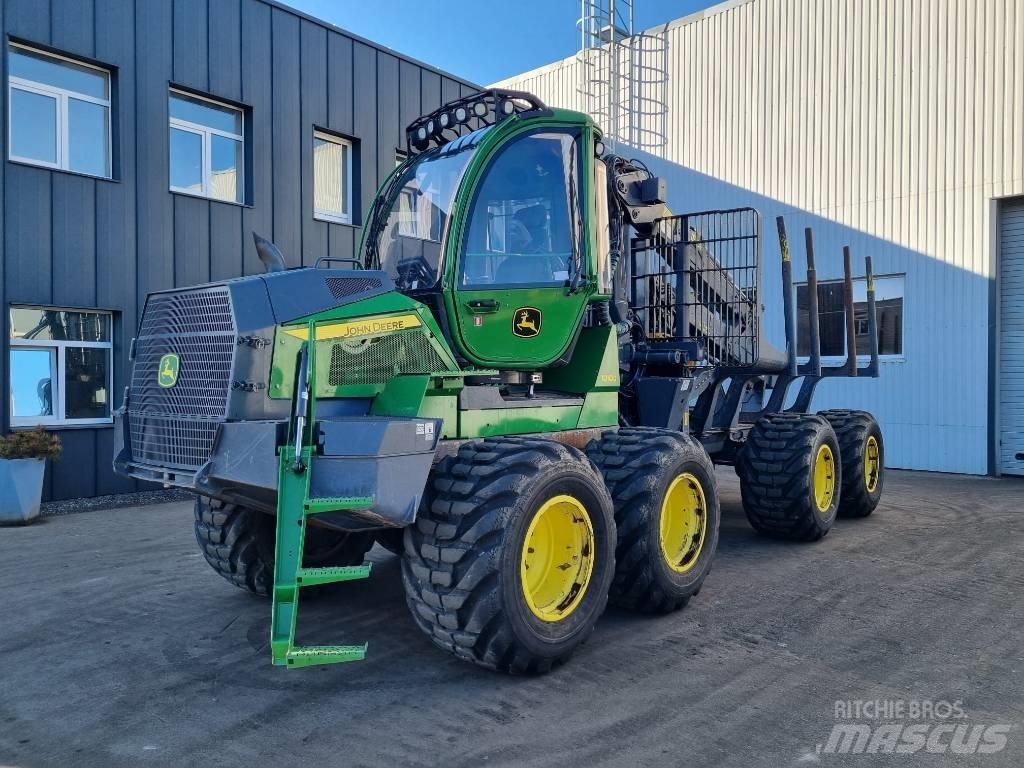 John Deere 1010 G フォワーダー