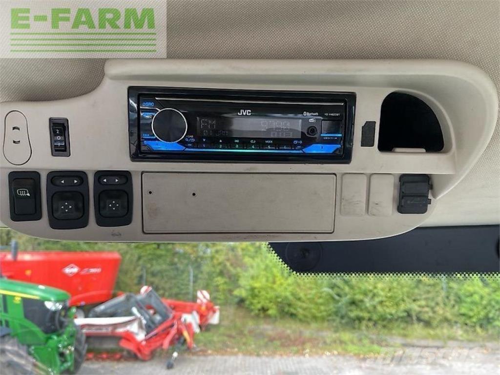 John Deere 6130 r トラクター