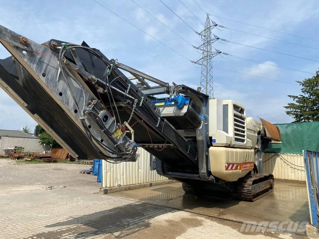 Metso LT 106 自走式クラッシャー