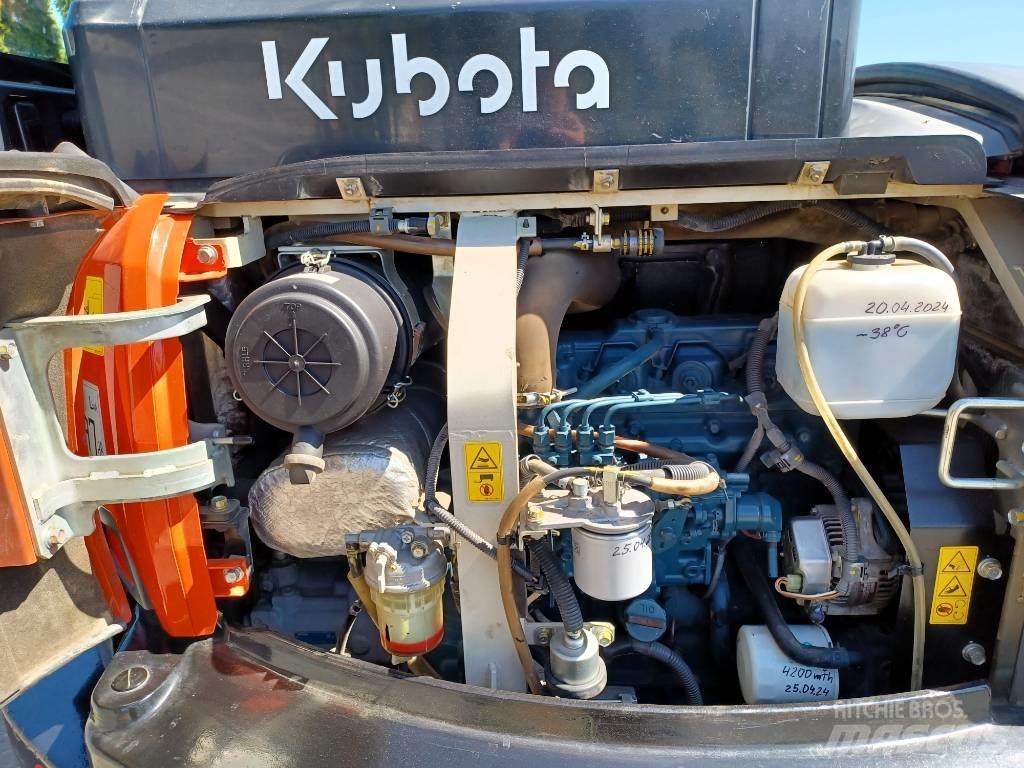 Kubota KX 057-4 ミニ油圧ショベル 7t以下（ミニユンボ・ミニディガー）