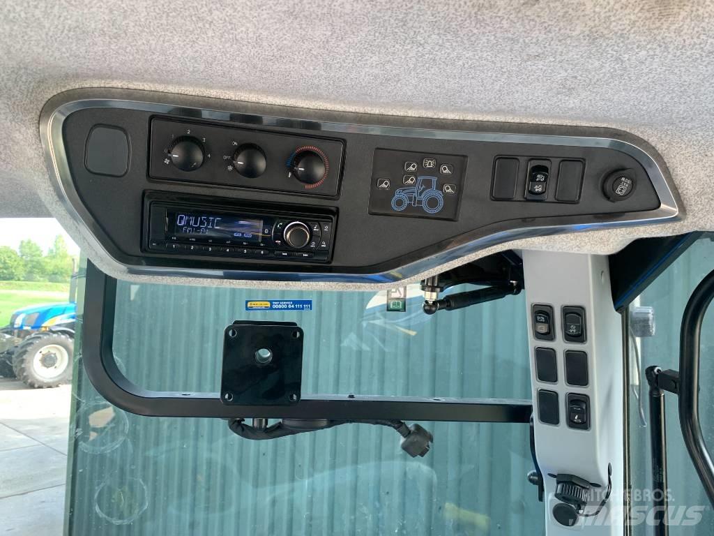 New Holland T5.110 トラクター