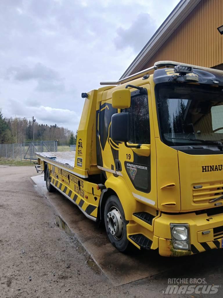 Volvo FLL42 レッカー車