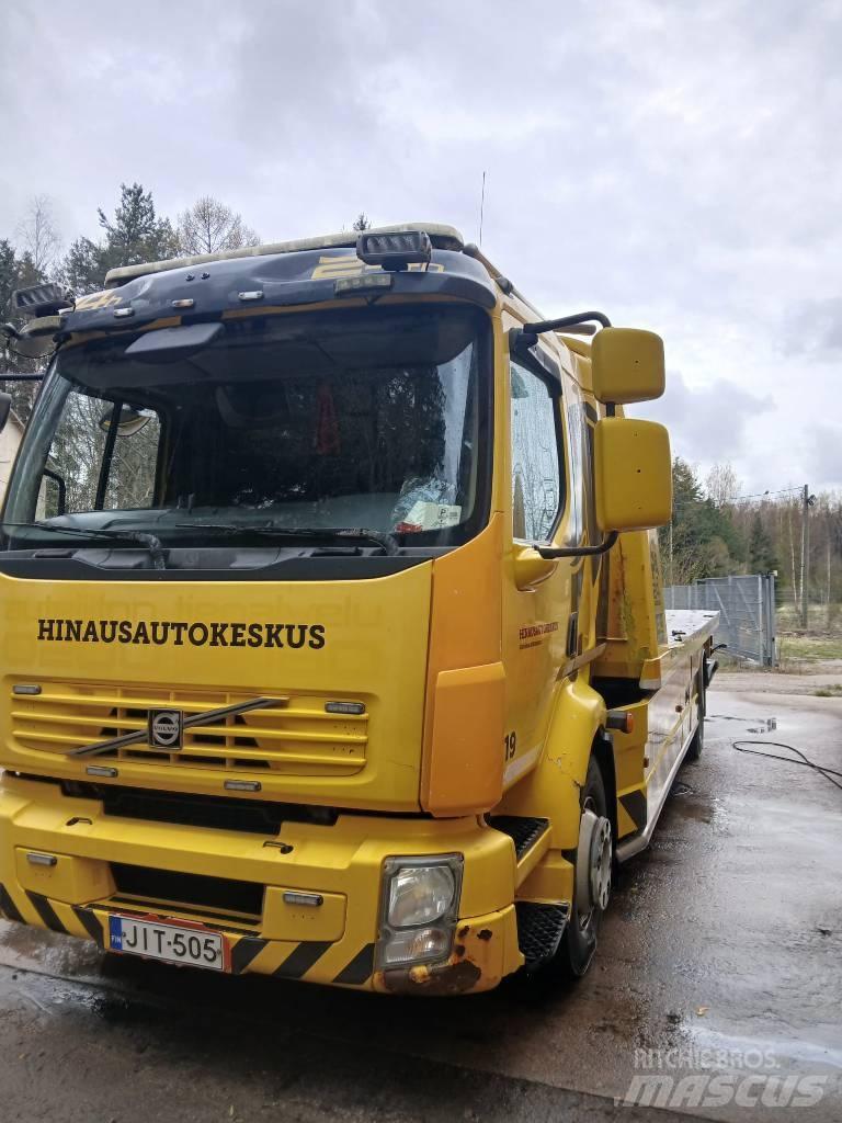 Volvo FLL42 レッカー車