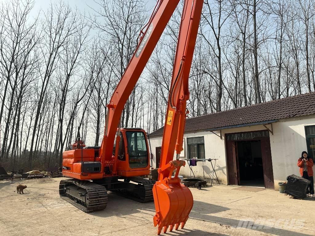 Doosan DX160LC 大型油圧ショベル12t以上（パワーショベル・ユンボ）