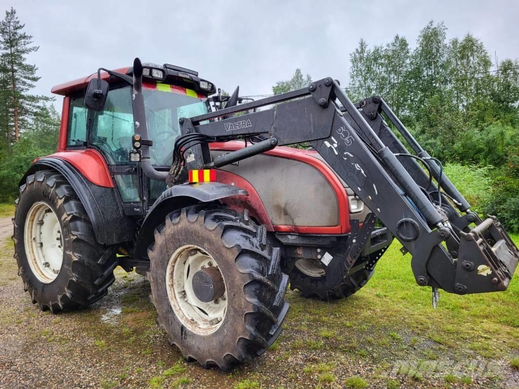 Valtra T 170 トラクター