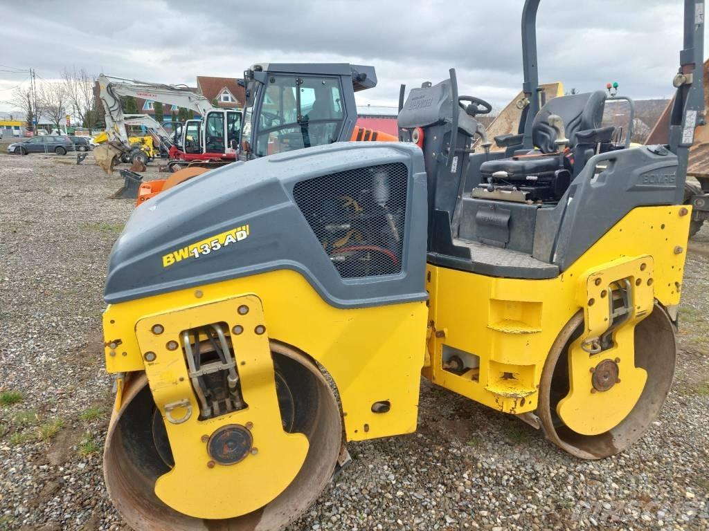 Bomag BW 135 AD-5 タンデムローラ