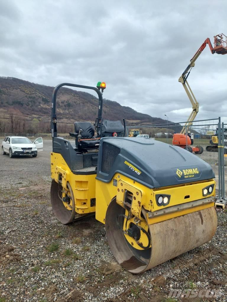 Bomag BW 135 AD-5 タンデムローラ