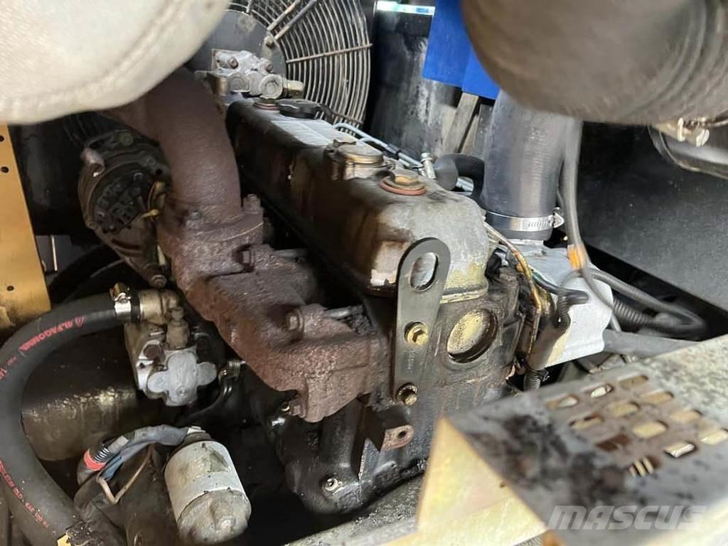 Marini MF 331 アスファルトフィニッシャ