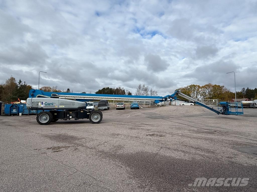 Genie SX 135 XC ブームリフト　屈伸型