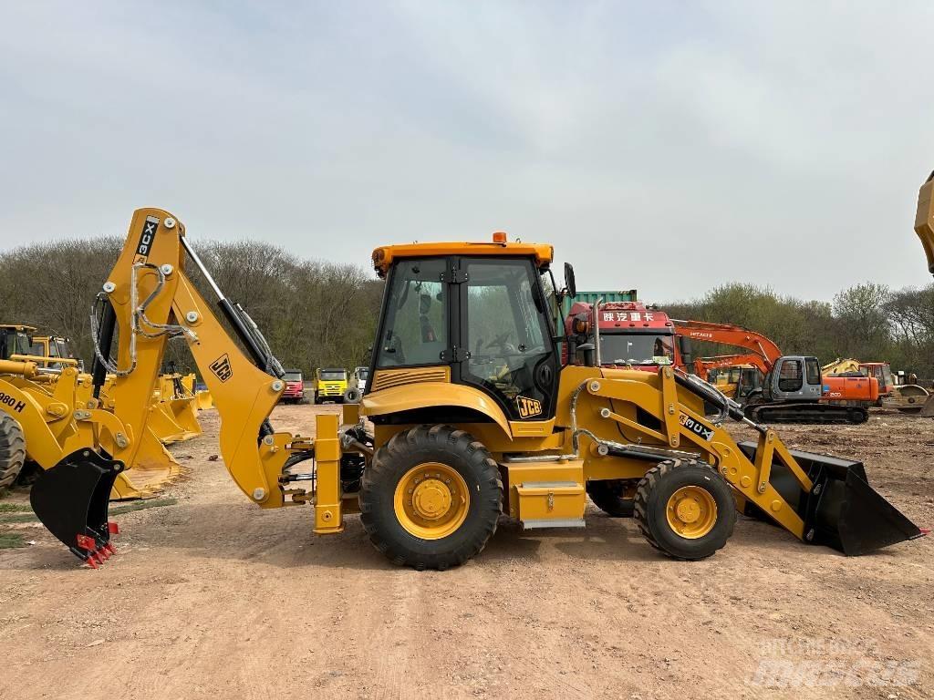 JCB 3CX バックホーローダー