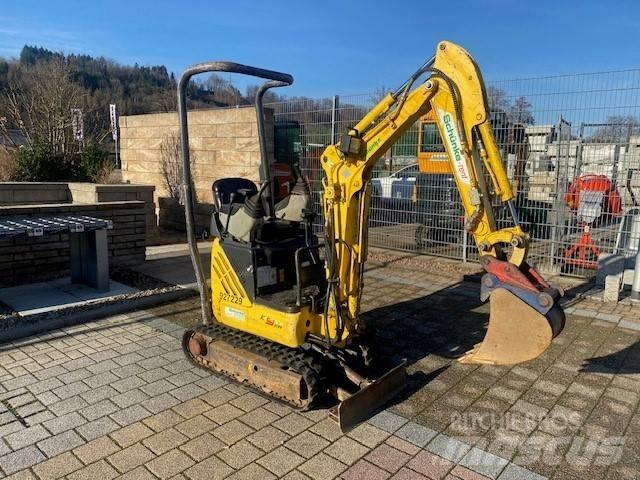 New Holland E 09 SR ミニ油圧ショベル 7t以下（ミニユンボ・ミニディガー）