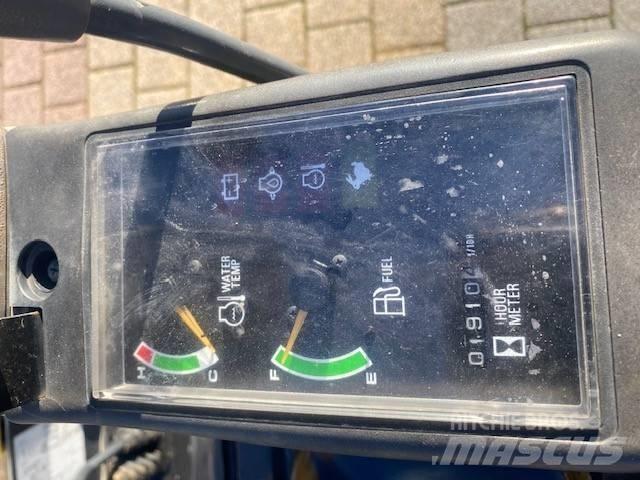 New Holland E 09 SR ミニ油圧ショベル 7t以下（ミニユンボ・ミニディガー）