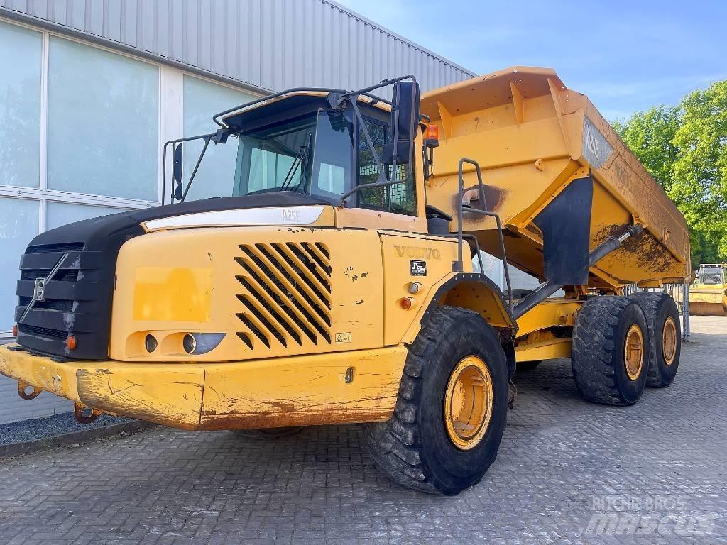 Volvo A25E アーティキュレート式ダンプトラック