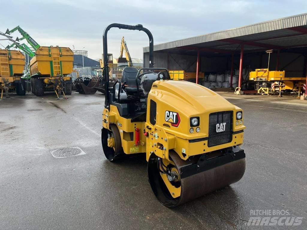 CAT CB 2.7GC タンデムローラ