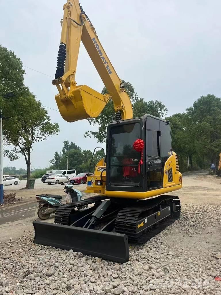 Komatsu PC70-8 中型油圧ショベル 7ｔ-12ｔ（ユンボ・パワーショベル・バックホー）