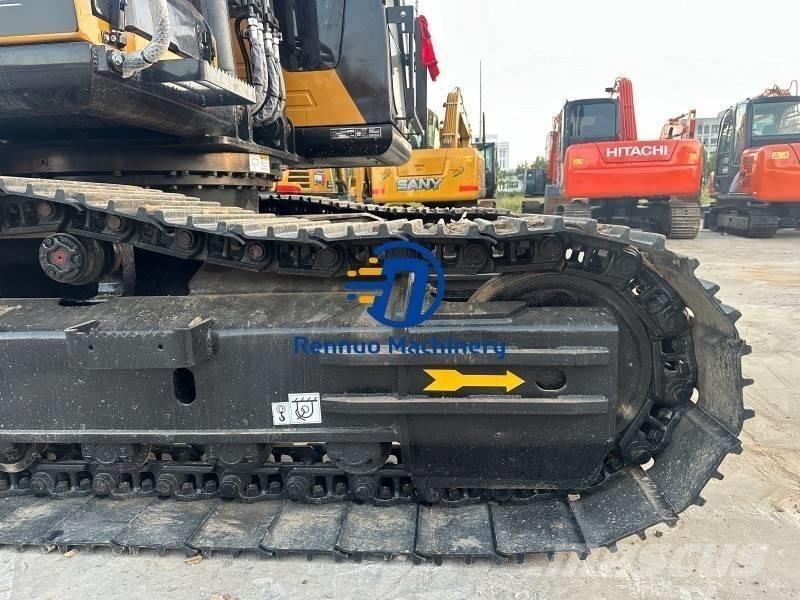 Sany SY 215 C-pro 大型油圧ショベル12t以上（パワーショベル・ユンボ）