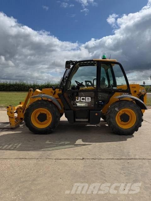 JCB 531-70 テレスコーピックハンドラー
