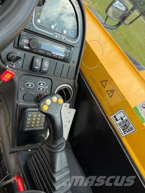 JCB 531-70 テレスコーピックハンドラー