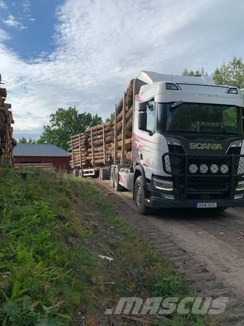 Scania R580B6X4NB 木材トラック