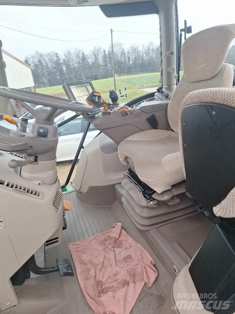 John Deere 6195R トラクター