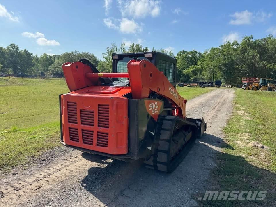 Kubota SVL 97-2 スキッドステアローダー
