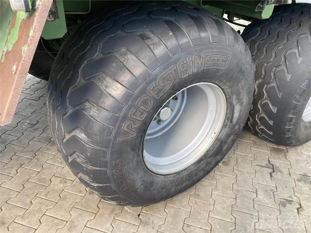 Krone TITAN 4XL-GD セルフローディングトレーラー