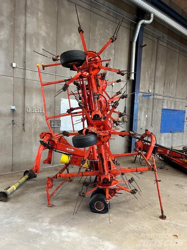 Kuhn 8501 MH テッダー・テッダーレーキ