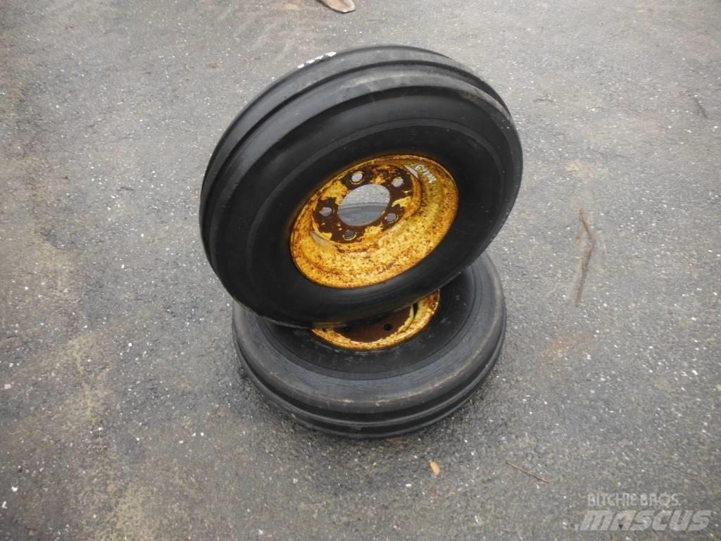 Dunlop 7.00X12 タイヤ、ホイル、リム