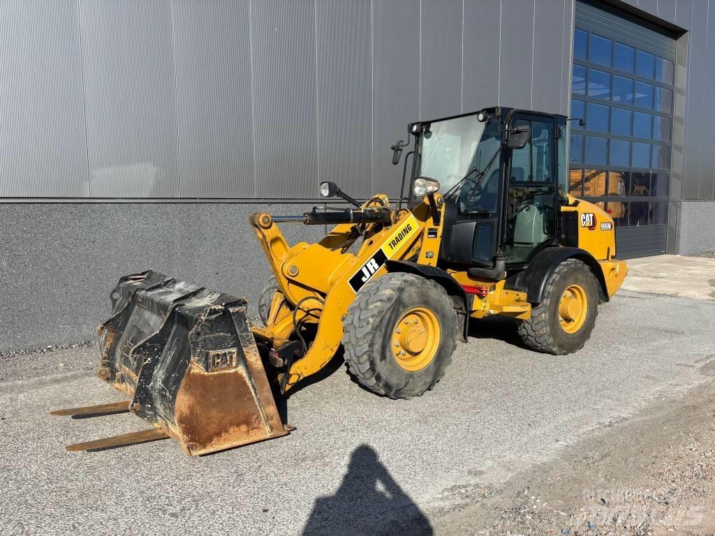 CAT 906 M ホイールローダー・タイヤショベル