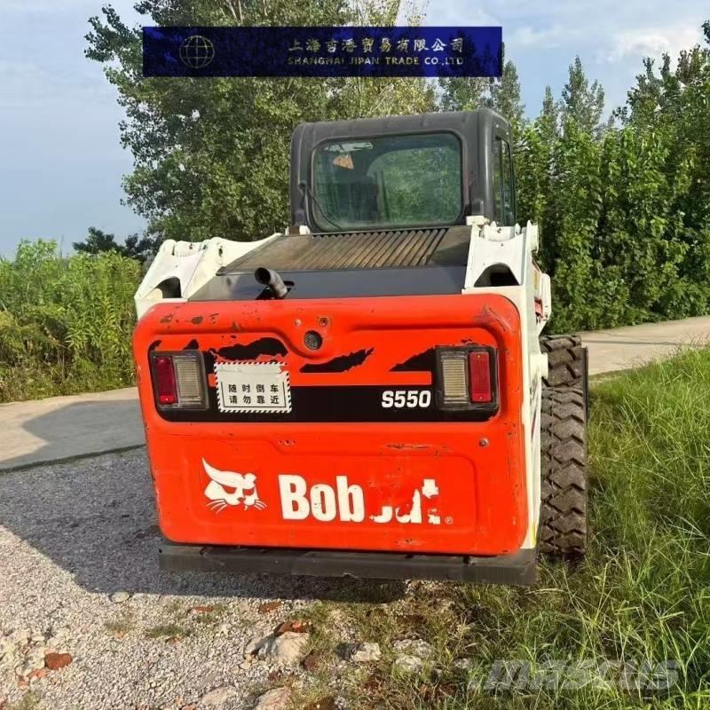 Bobcat S 550 スキッドステアローダー